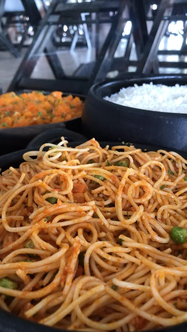 Massa servida no buffet do Sabor de Casa